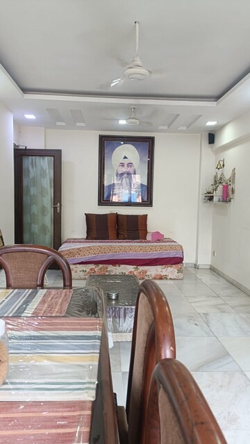 2 BHK Apartment For Rent in Beacon CHS, Santacruz West