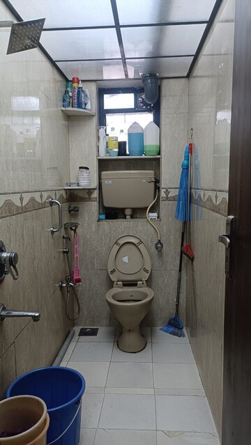Bathroom in 2 BHK Apartment at Beacon CHS, Santacruz West – for Rent