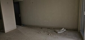 Room in 2 BHK Apartment at Eldeco Live By The Greens, Sector 150 – for Sale