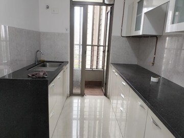 Kitchen in 2 BHK Apartment at Kalpataru Paramount, Kapur Bawdi – for Rent