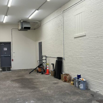 Parking in  Warehouse at Kandivali West – for Rent