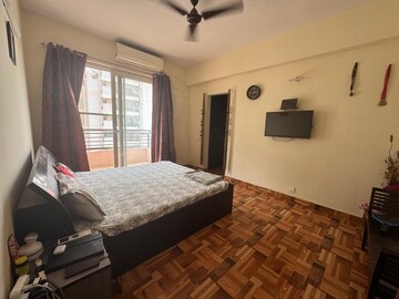 Bedroom in 2 BHK Apartment at BPTP Discovery Park, Sector 80 – for Rent