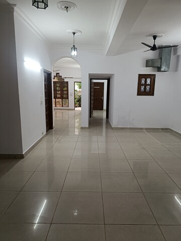 Building Lobby in 3 BHK Independent House at Sector 31 – for Rent