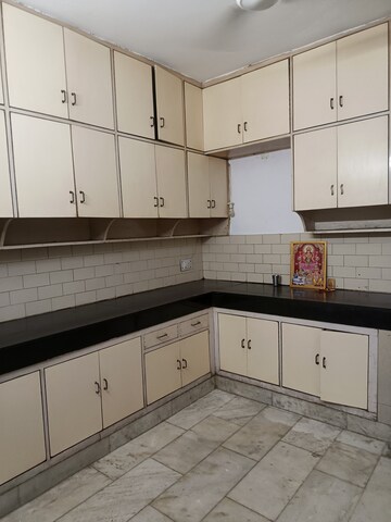 Kitchen in 3 BHK Independent House at Sector 31 – for Rent