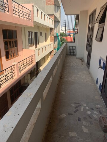 Balcony in 2 BHK Builder Floor at Milestone 32nd Avenue, Sector 15 – for Rent