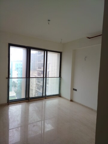 Room in 3 BHK Apartment at Radius Residency and Anand Bhuvan, Santacruz West – for Rent
