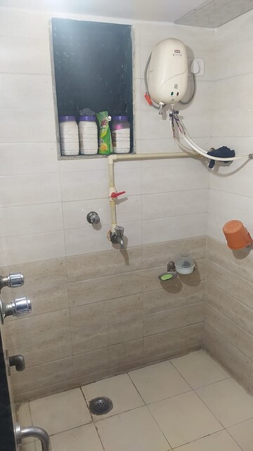 Bathroom in 1 RK Apartment at Dombivli East – for Rent