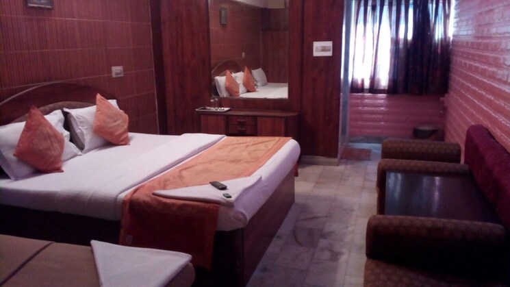 Bedroom, sher-e-punjab 6+ Bedroom 4500 Sq.Ft. Penthouse In Andheri East Mumbai 8922922