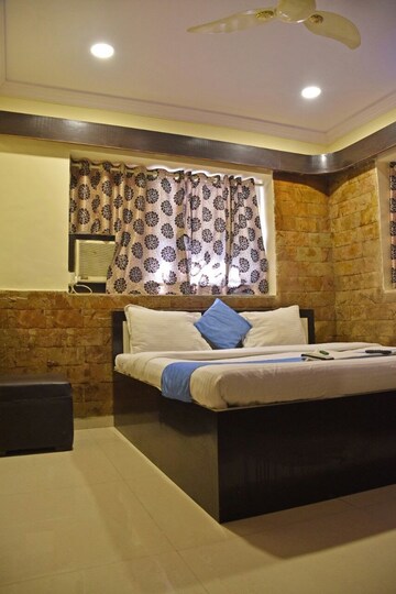 Bedroom in 6+ BHK Penthouse at Sher E Punjab, Andheri East – for Sale