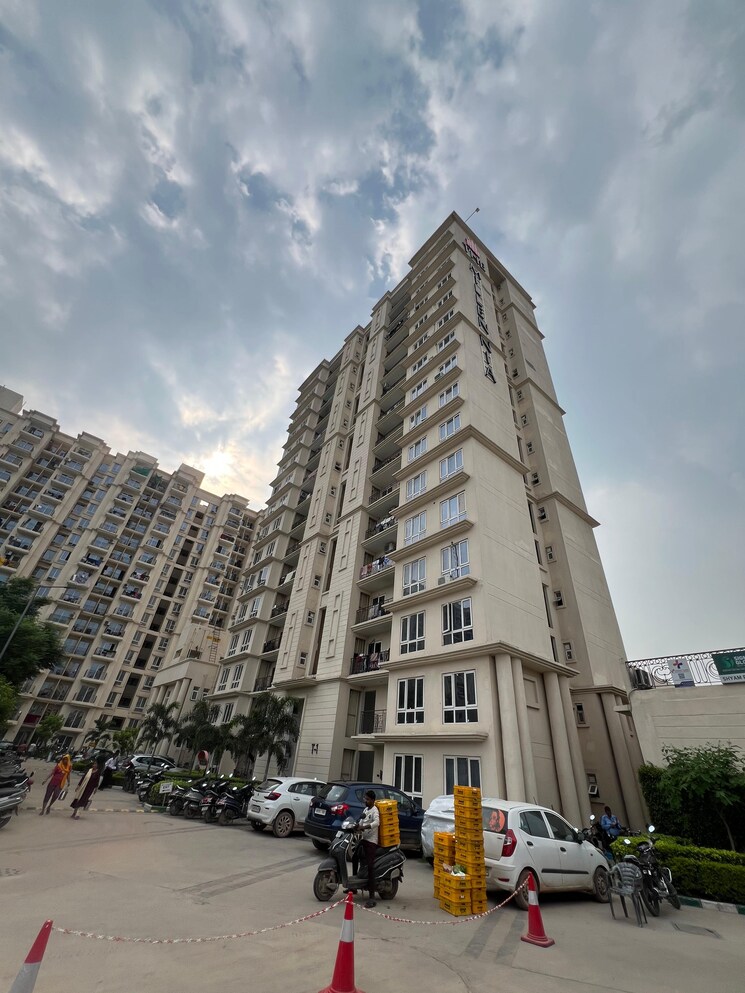 Exterior View, signature-global-the-millennia 2 Bedroom 1050 Sq.Ft. Apartment In Sector 37d Gurgaon 8922921