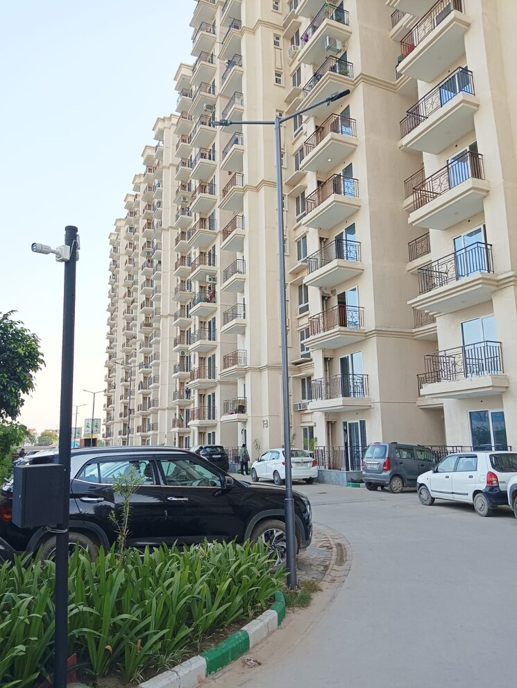 Exterior View, signature-global-the-millennia 2 Bedroom 644 Sq.Ft. Apartment In Sector 37d Gurgaon 8922948