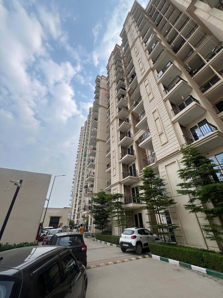 Exterior View, signature-global-the-millennia 2 Bedroom 644 Sq.Ft. Apartment In Sector 37d Gurgaon 8922948