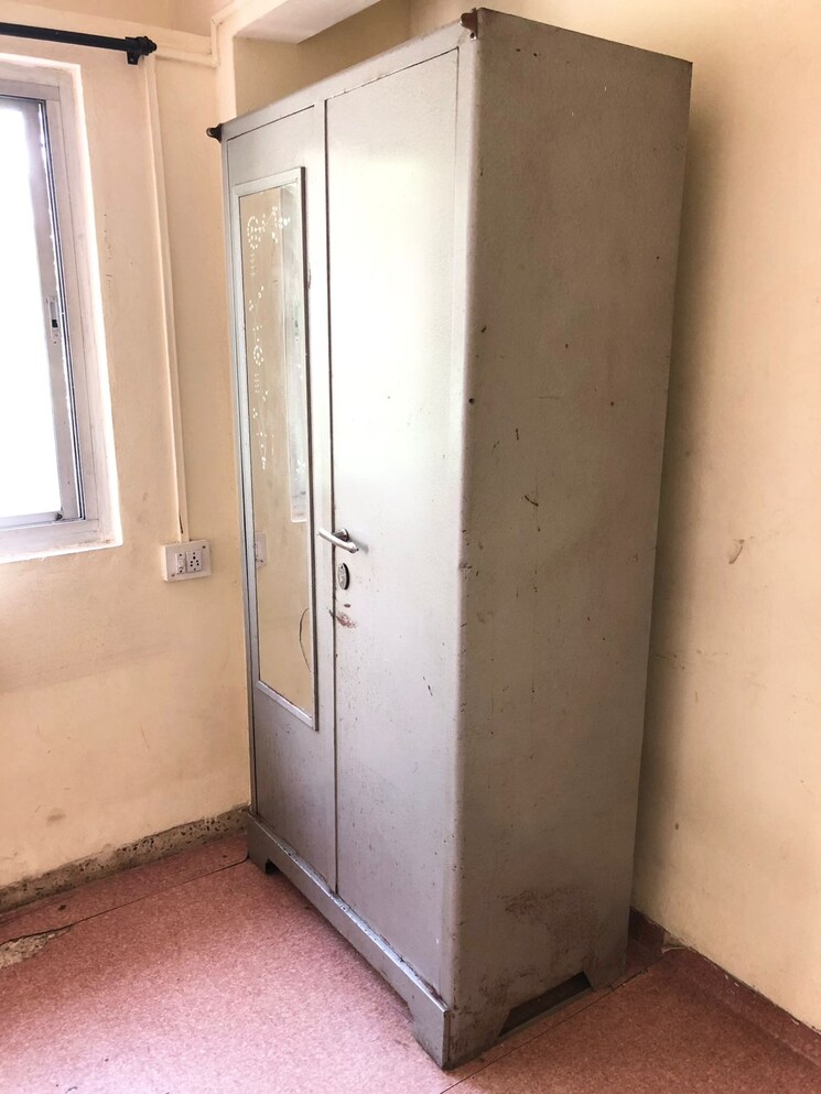 undefined, rajas society 3 Bedroom 1800 Sq.Ft. Apartment In Rajas Society Pune 8922954