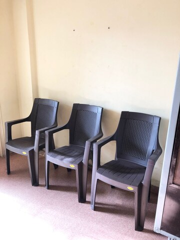 Living Room in 3 BHK Apartment at Rajas Society – for Rent