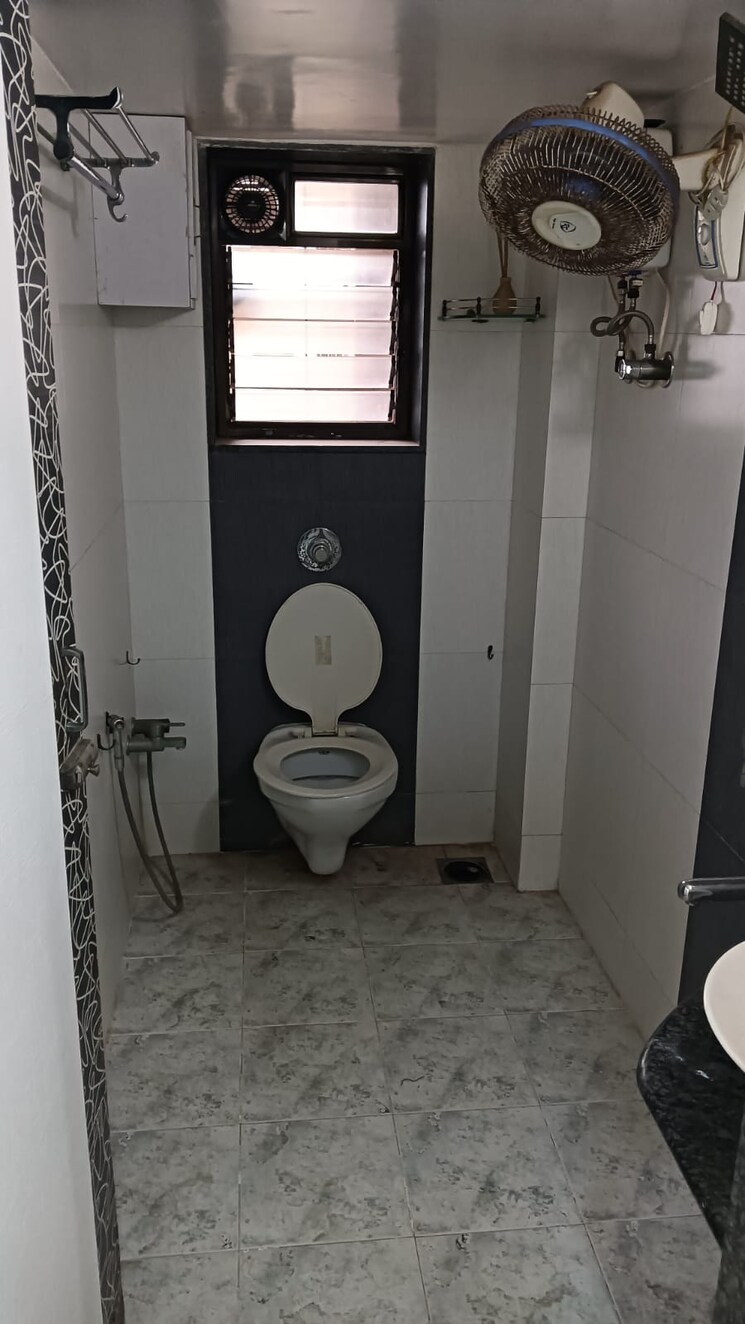 Bathroom, krishna-residency-malad-west 2 Bedroom 850 Sq.Ft. Apartment In Malad West Mumbai 8922976