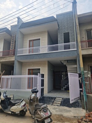 3 BHK Independent House For Sale in Bhago Majra Road