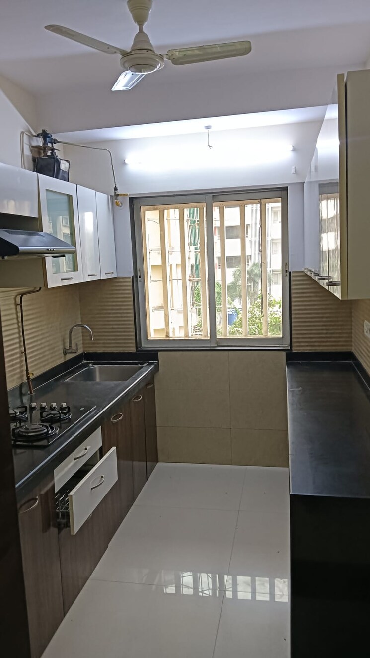 Kitchen, romell-diva 2 Bedroom 740 Sq.Ft. Apartment In Malad West Mumbai 8922999