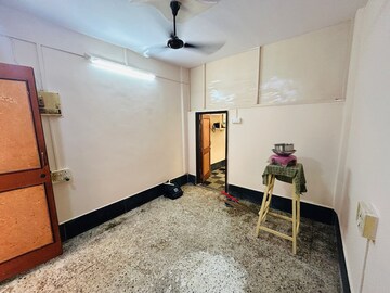 Bedroom in 1 BHK Villa at Piramal Nagar CHS, Goregaon West – for Rent