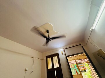 Furnished Amenities in 1 BHK Villa at Piramal Nagar CHS, Goregaon West – for Rent