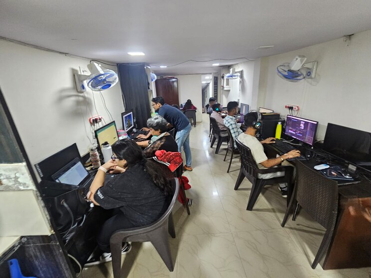 Team Area, goregaon-vivan Commercial Office Space in IT/SEZ 500 Sq.Ft. In Goregaon West Mumbai 8923011