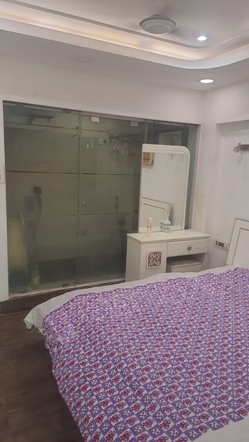 Bathroom in 2 BHK Apartment at Citizen Apartment, Andheri East – for Rent