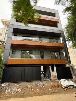 4 BHK Builder Floor – Exterior View View at Unitech Arcadia, South City 2 - for Sale