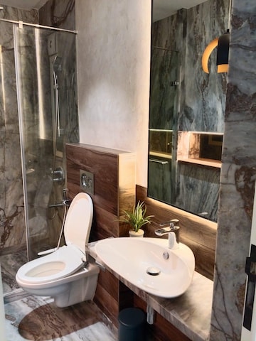 Bathroom in 4 BHK Apartment at Indiabulls Blu, Worli – for Rent