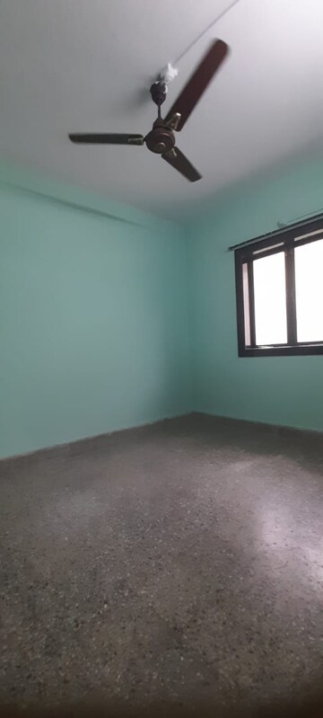 Room in 3 BHK Villa at Unnat Nagar 43-44, Goregaon West – for Rent