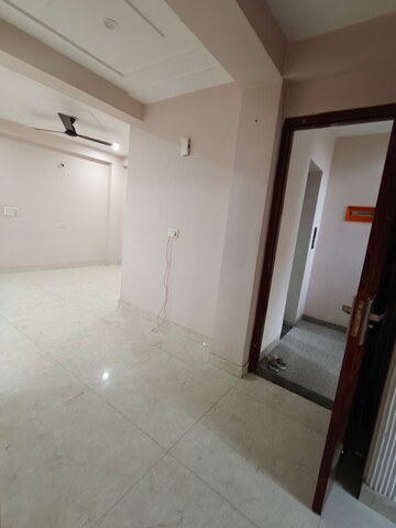Building Lobby in 3 BHK Builder Floor at Sector 45 – for Rent