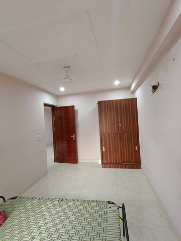 Living Room in 3 BHK Builder Floor at Sector 45 – for Rent