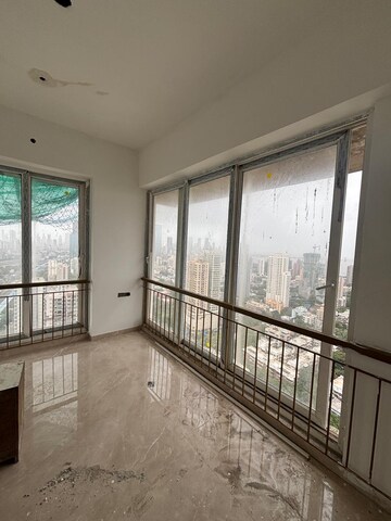 Room in 2 BHK Apartment at Ruparel Iris, Matunga West – for Sale