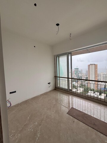 Room in 2 BHK Apartment at Ruparel Iris, Matunga West – for Sale
