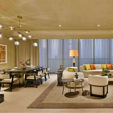 Master Bedroom in 5 BHK Apartment at Rustomjee Crown, Prabhadevi – for Sale