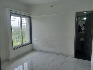 Room in 1 BHK Apartment at Suvan Shades, Mundhwa – for Rent