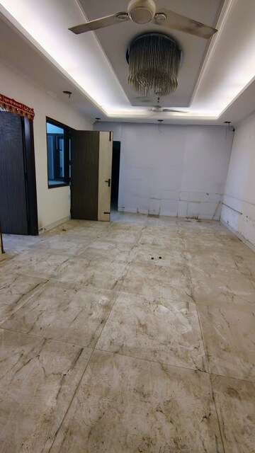 Room in 1 BHK Builder Floor at Govindpuri – for Rent