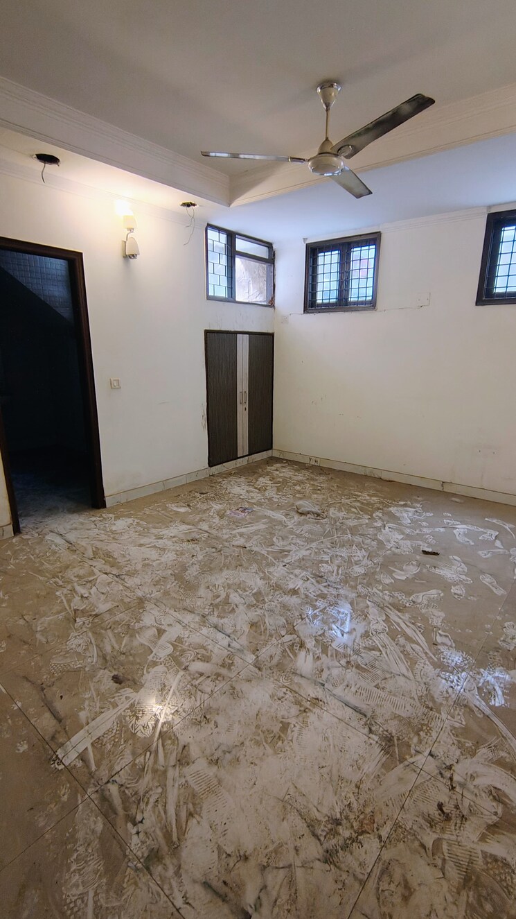 Room, govindpuri 1 Bedroom 400 Sq.Ft. Builder Floor In Govindpuri Delhi 8923154