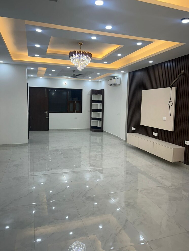 Room, ansal-api-esencia 3.5 Bedroom 300 Sq.Yd. Builder Floor In Sector 67 Gurgaon 8923155