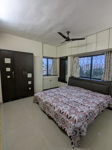 Bedroom in 3 BHK Apartment at Kothrud – for Rent