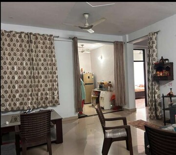 Living Room in 2 BHK Apartment at Gomti Nagar – for Rent