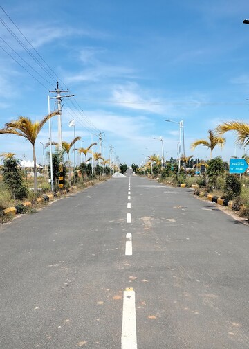  Plot For Sale in Mathigiri