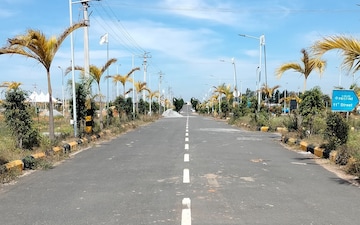 Plot For Sale in Mathigiri
