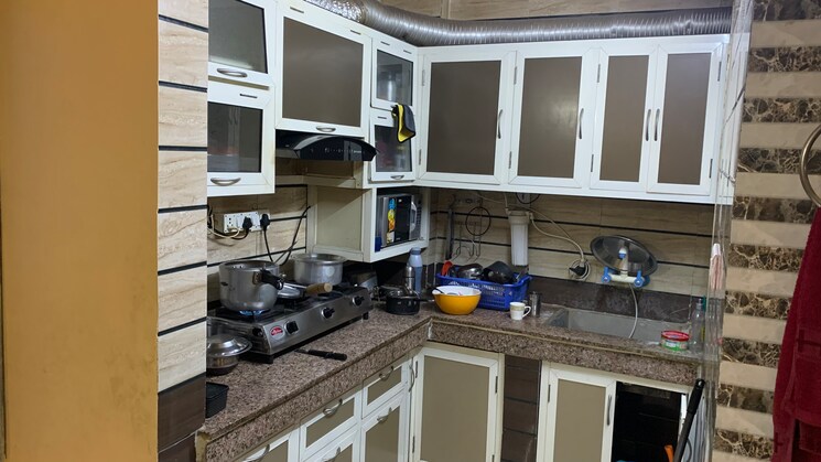 Kitchen, jogabai extension 3 Bedroom 95 Sq.Yd. Apartment In Jogabai Extension Delhi 8923179