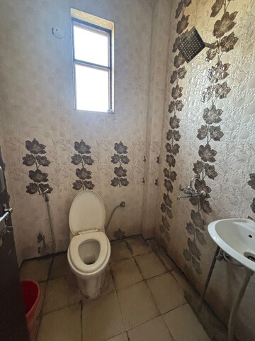 Bathroom in 3 BHK Builder Floor at Sector 39 – for Rent