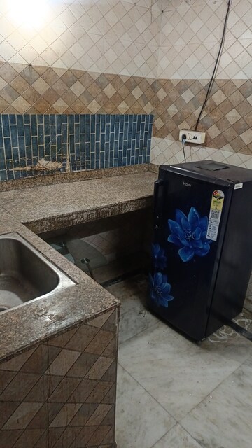 Kitchen in 1 BHK Builder Floor at Patel Nagar – for Rent