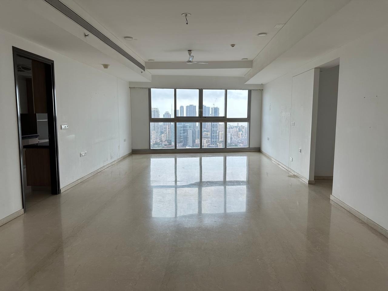 4 BHK + Servant Room Apartment For Rent in Bombay Realty Island city center ICC