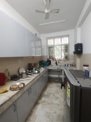 Kitchen in 3 BHK Builder Floor at ROF Portico, Sector 43 – for Rent