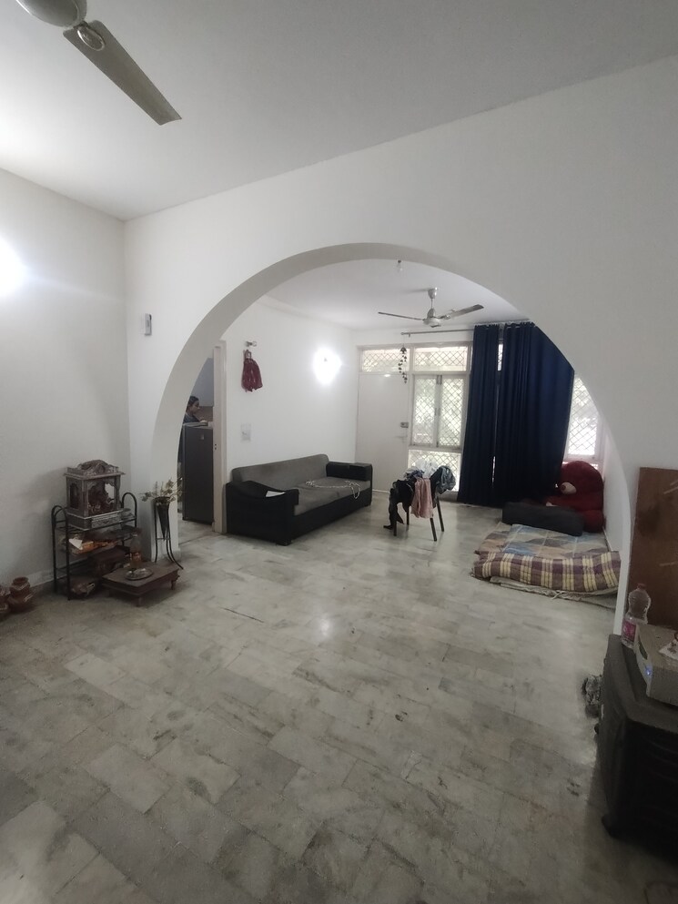 undefined, rof-portico 3 Bedroom 215 Sq.Yd. Builder Floor In Sector 43 Gurgaon 8923244