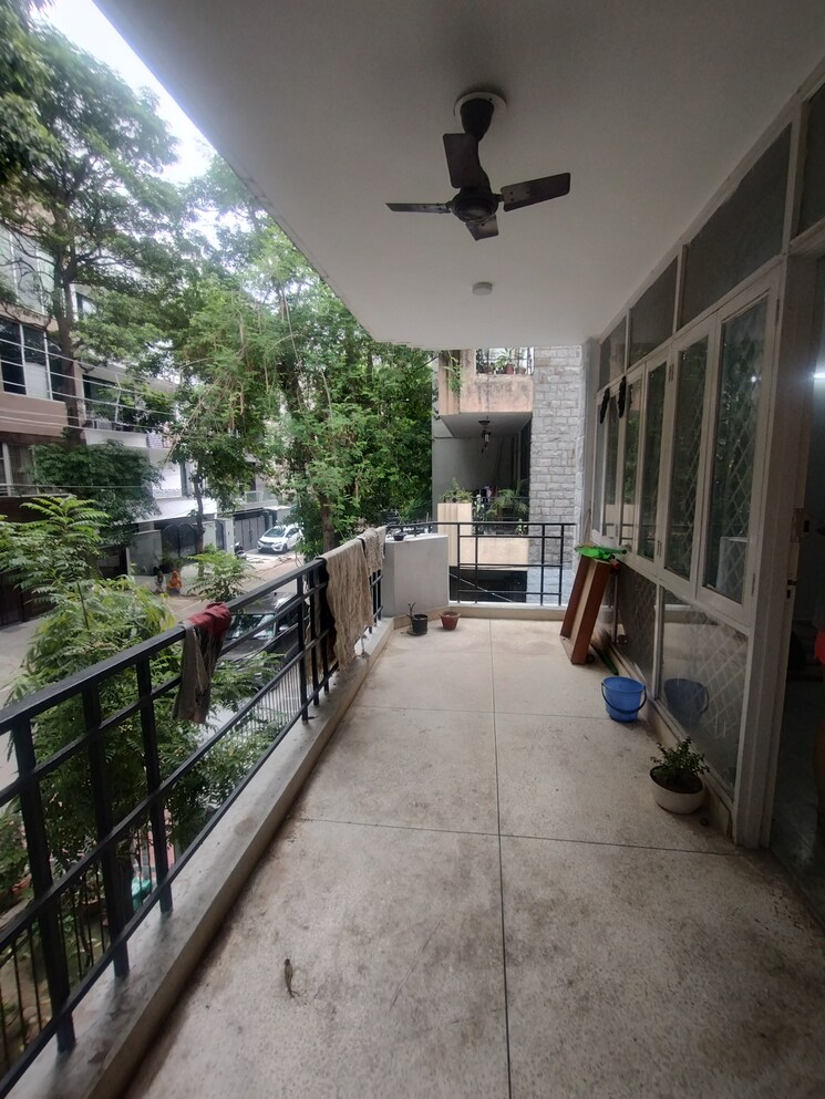 Exterior View, rof-portico 3 Bedroom 215 Sq.Yd. Builder Floor In Sector 43 Gurgaon 8923244