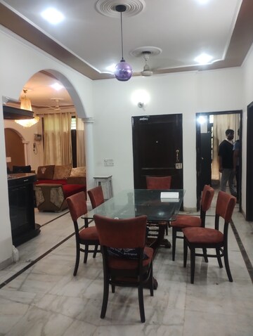 Living Room in 3 BHK Builder Floor at Ardee City, Sector 52 – for Rent