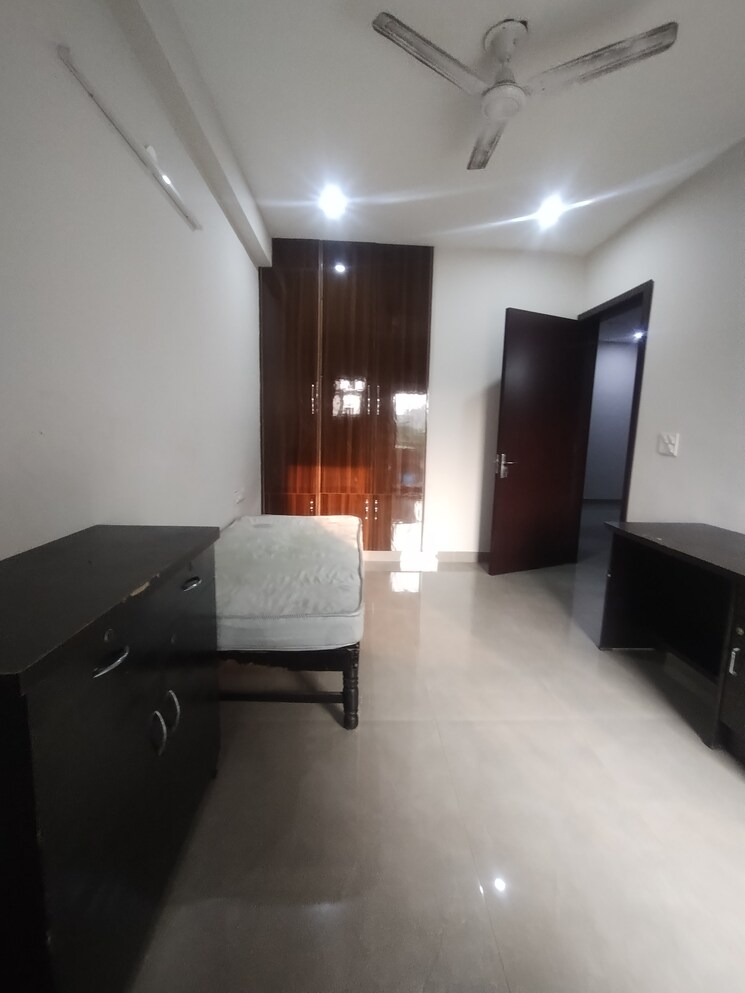 Living Room, ardee-city 2 Bedroom 1050 Sq.Ft. Builder Floor In Sector 52 Gurgaon 8923262